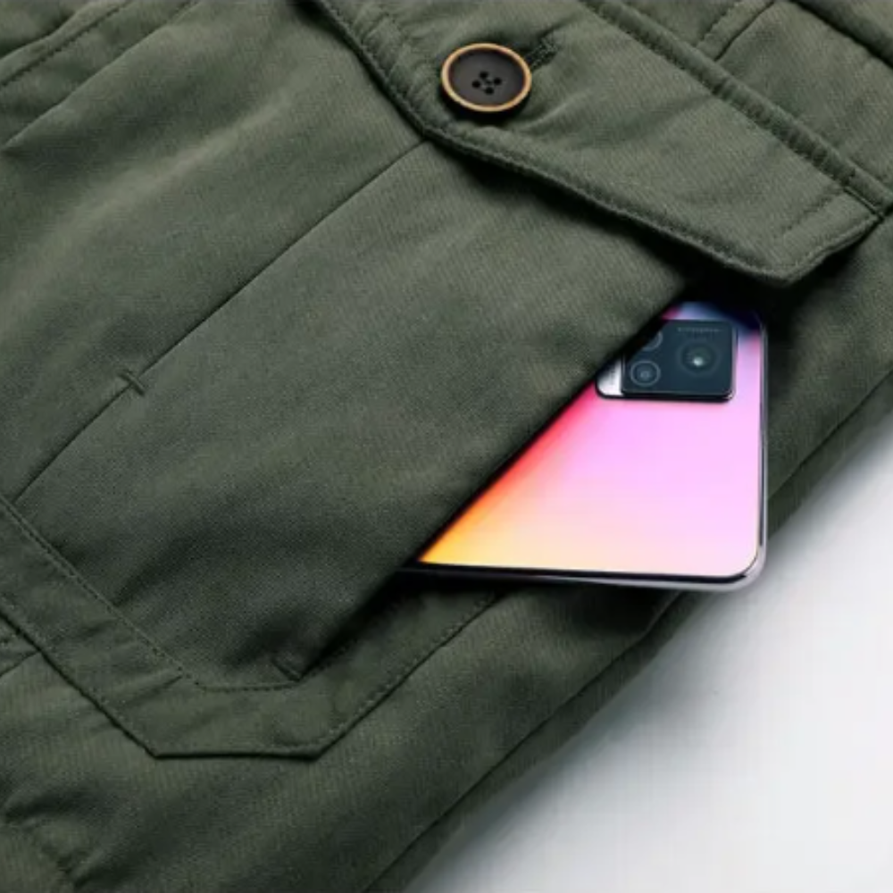 Eleganta polsterēta jaka āra aktivitātēm