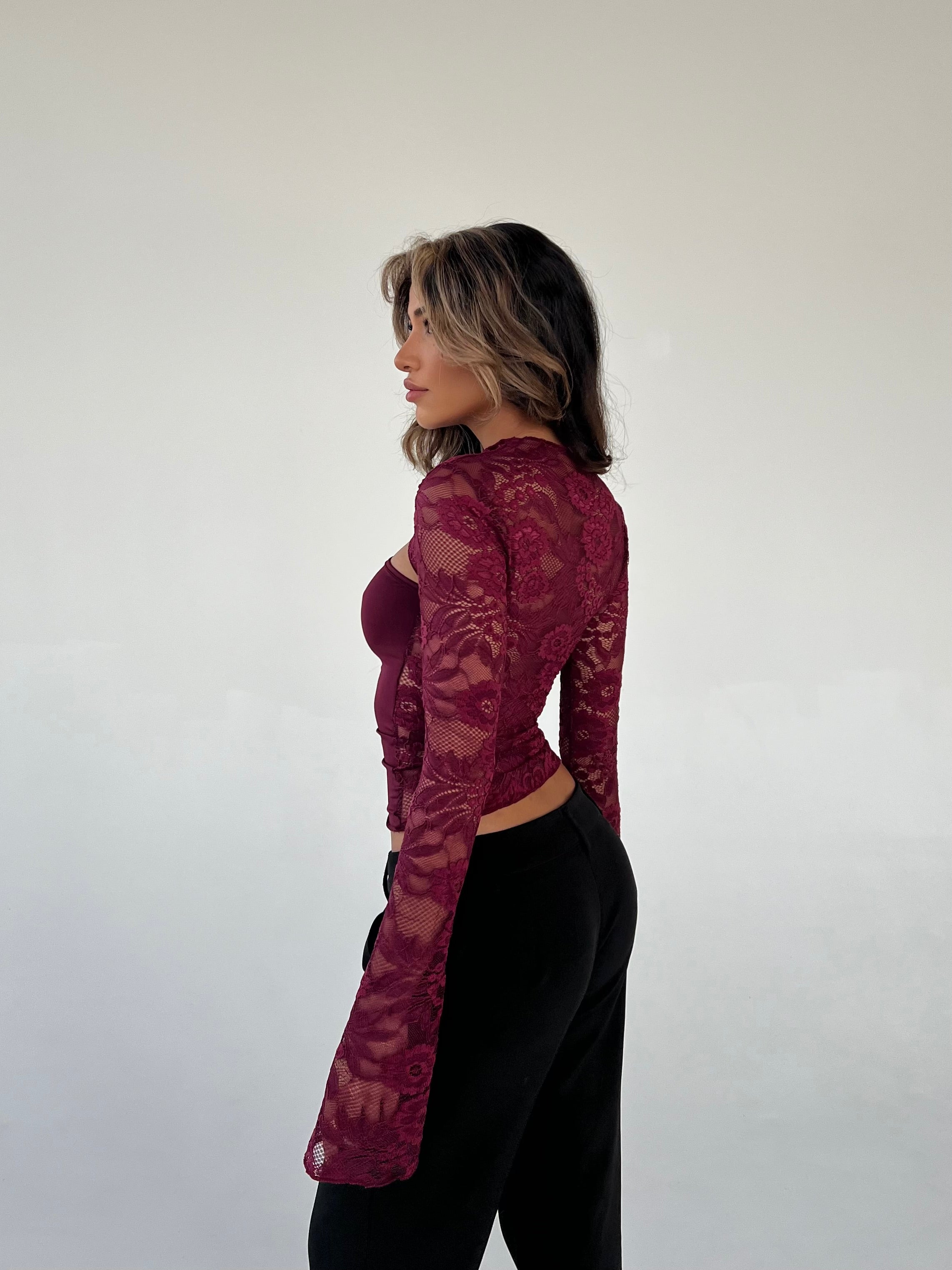 Lacevera™ | Krekls ar Garām Piedurknēm