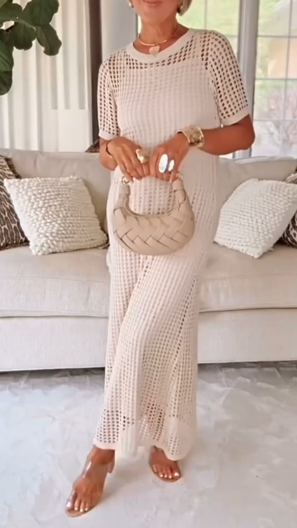 Eleganta Kleita ar Atvērtām Plecu Daļām Boaty Neck Stilā Divdaļīgā Izpildījumā