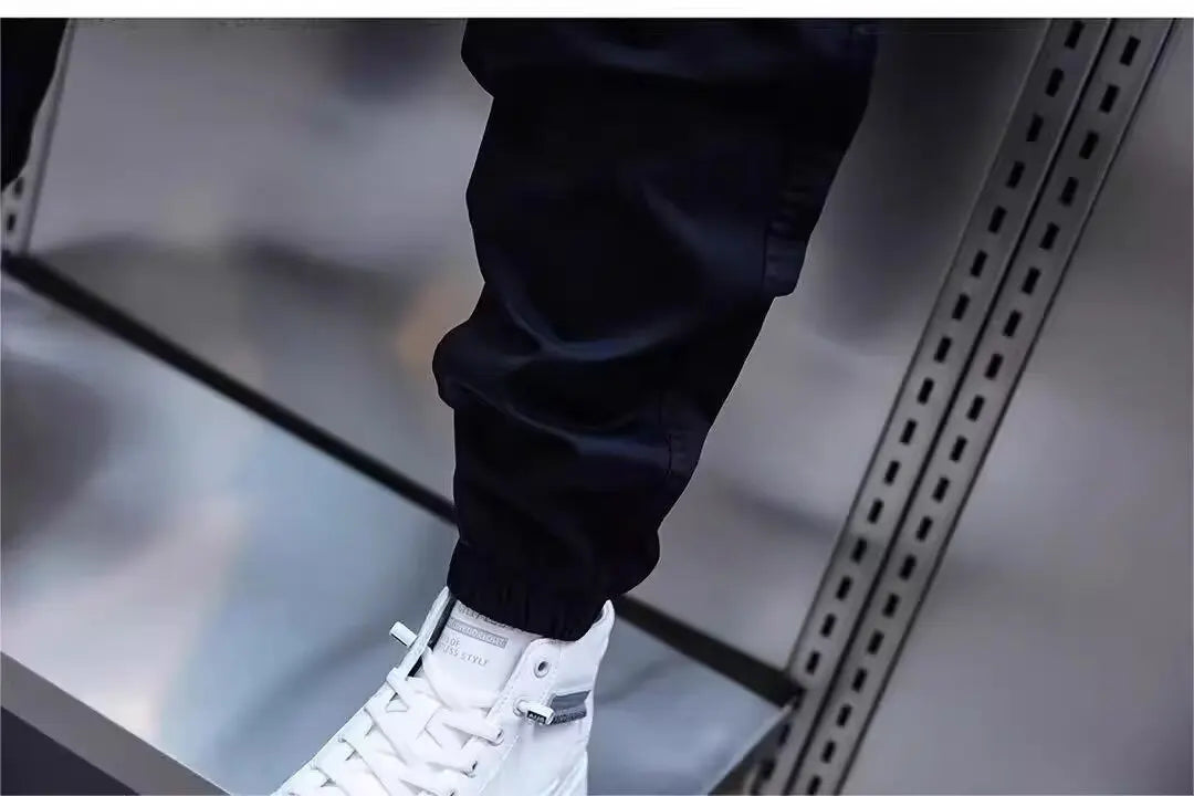 RYAN | SPORTY TROUSERS WITH MODERN DETAILS - Echelon Lifestyle