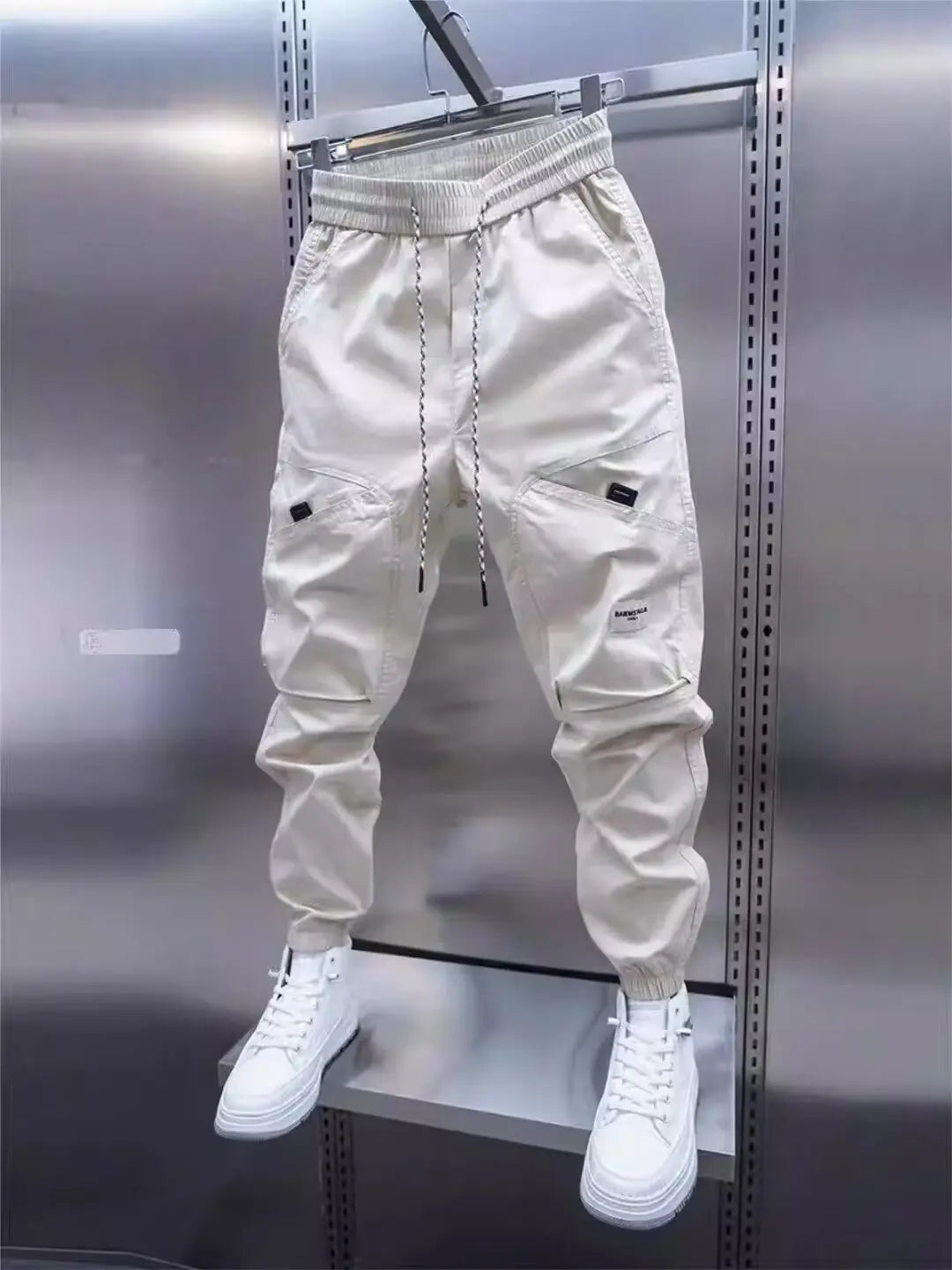 RYAN | SPORTY TROUSERS WITH MODERN DETAILS - Echelon Lifestyle